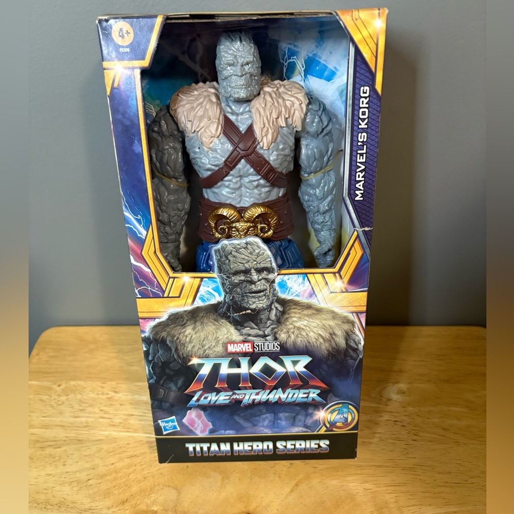 NEW IN BOX Titan Hero Series Marvel Studios Thor Love & Thunder Marvel's Korg